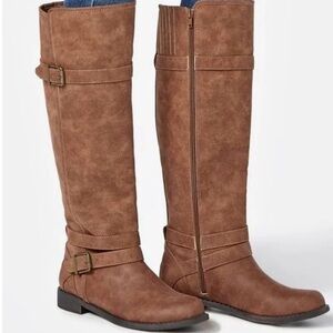 NWOT JustFab Ride Around Faux Leather Boot  SZ 9